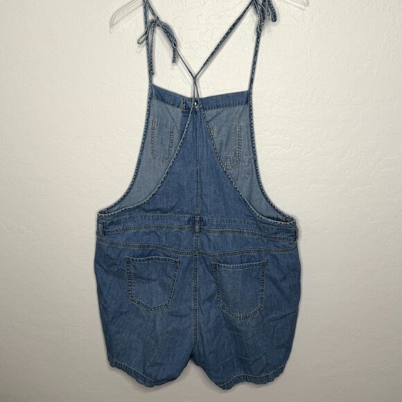 Torrid Lightweight Denim Adjustable Shortalls Size 12 - Picture 10 of 10